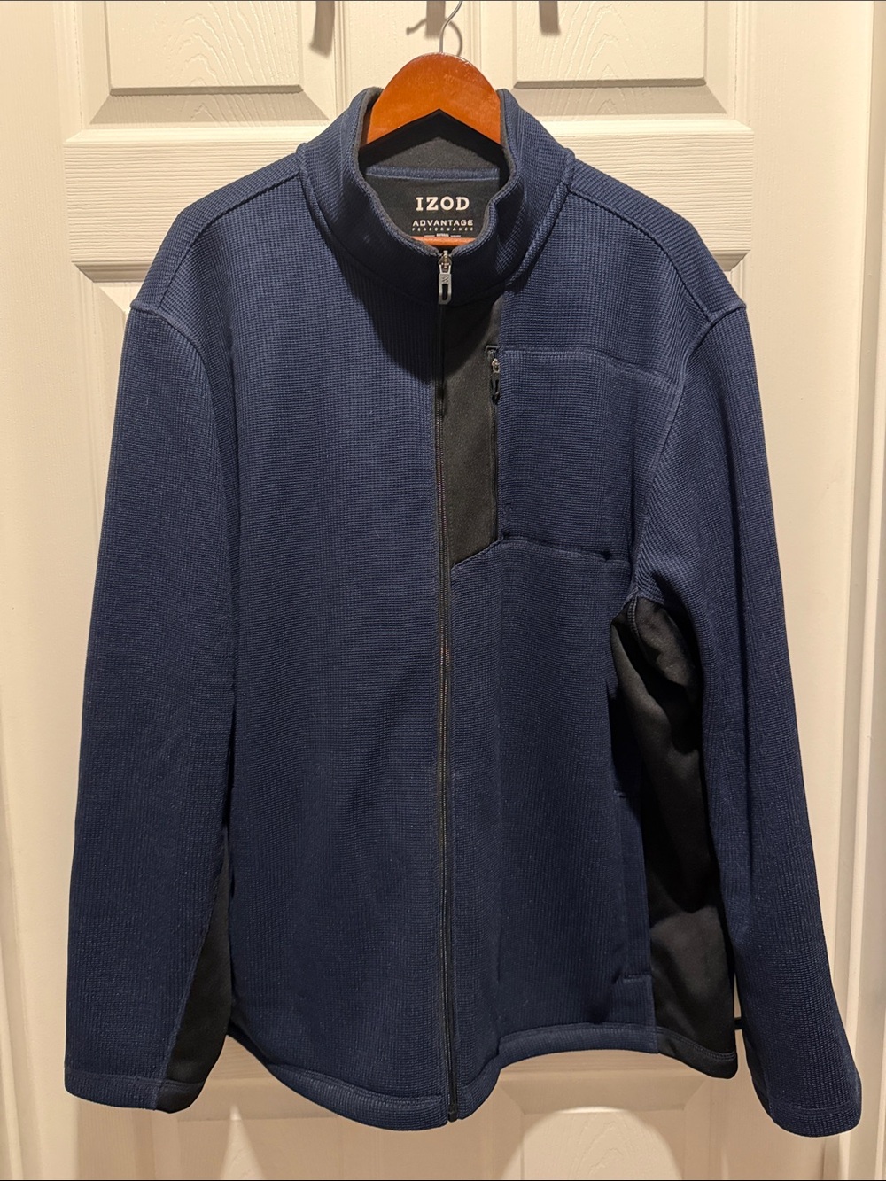 Izod Men’s Navy and Black Full-Zip Knit Jacket